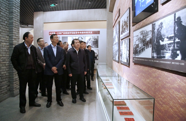 参观1_MG_9736 - 副本.JPG