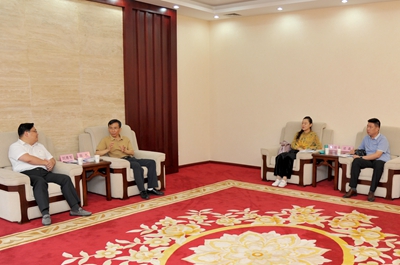 座谈会.JPG