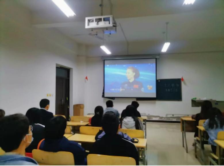 说明: 088a29a3f171df5a02f0856e7741f7f