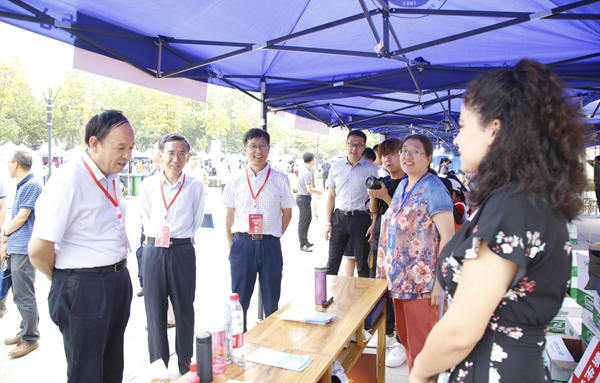 赛书记_MG_5407 - 副本.JPG