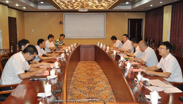 冀东油田座谈会 - 副本.JPG