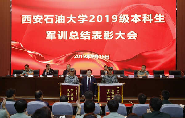 李校长_MG_7715 - 副本.JPG