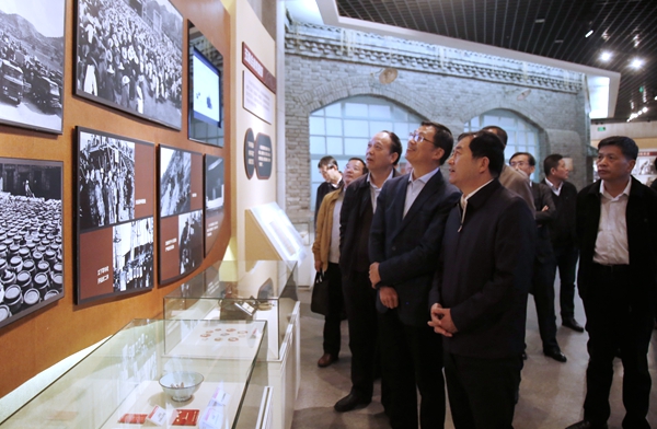 参观2_MG_9762 - 副本.JPG