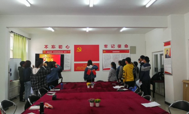 支部活动1.jpg
