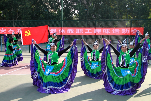 开场舞_20181013142023 - 副本.jpg